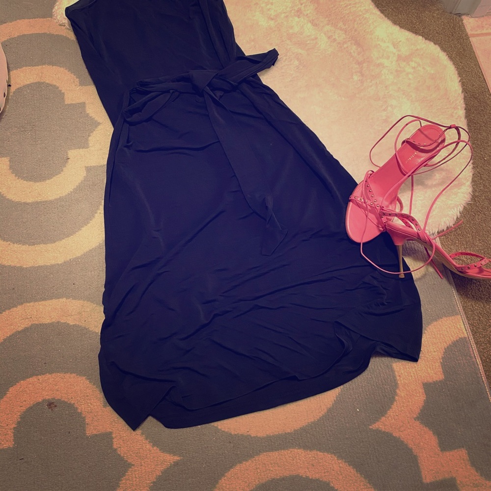 One shoulder dress